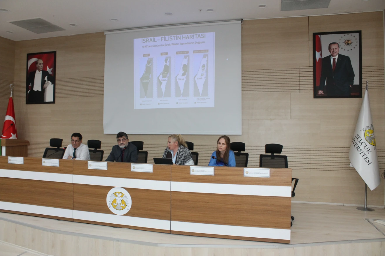 "Gazze: Gözlerimizin Önündeki Soykırım“ Konulu Panel Gerçekleştirildi.