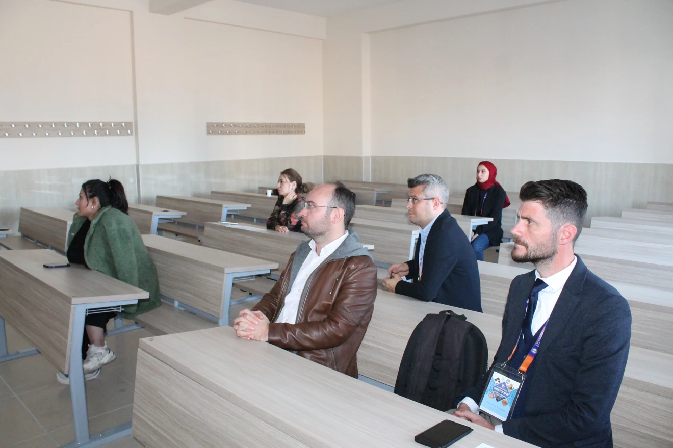 2. Uluslararası Maliye ve Finans Kongresi ve 6. Uluslararası Anadolu Bilimsel Araştırmalar Kongresi Yapıldı.