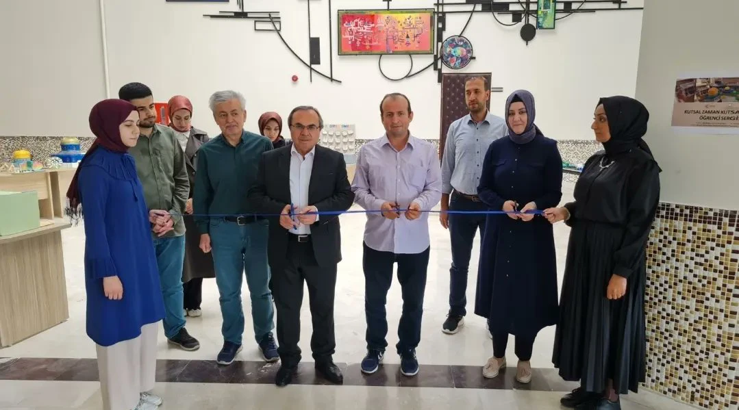Kutsal Zaman Kutsal Mekân Öğrenci Sergisi