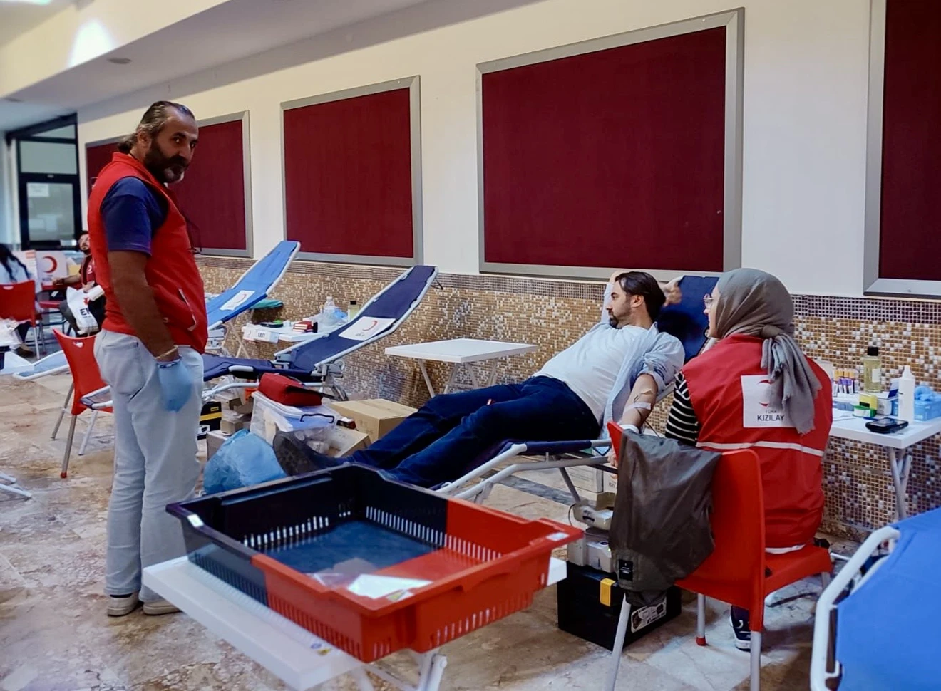 Öğrencilerden kan bağışına destek