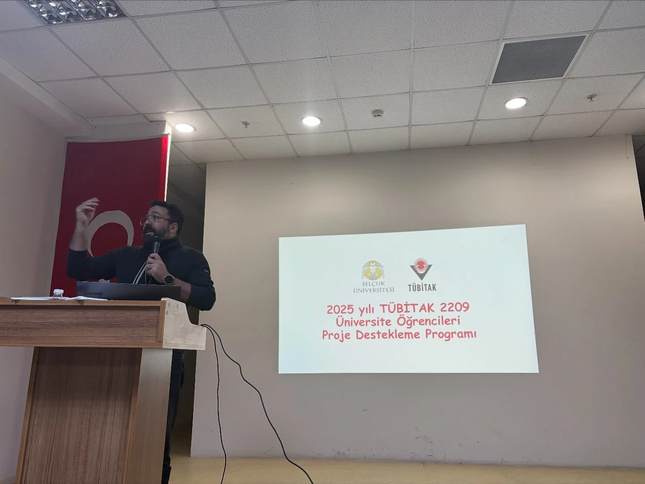 Ilgın Meslek Yüksekokulu’nda TÜBİTAK 2209 Proje Eğitimi