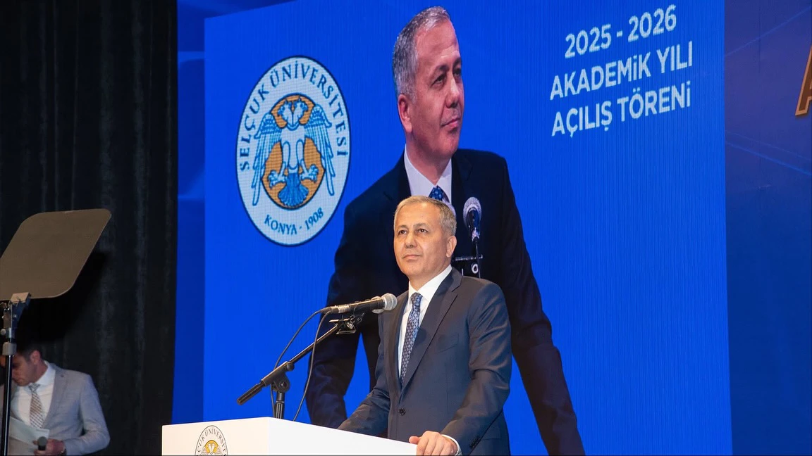 Üniversitemiz 2025–2026 Akademik Yılı Açılış Töreni