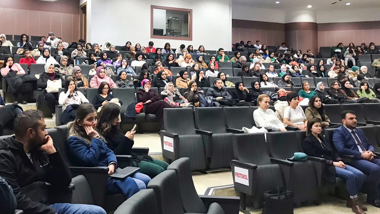 Selçuk Üniversitesinde ‘Sağlıkla Konuşuyoruz’ Sempozyumu yapıldı