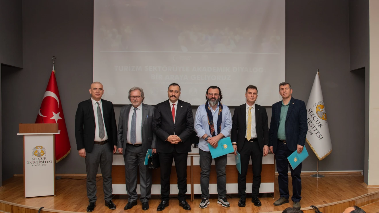 Turizm sektörü Selçuk Üniversitesinde buluştu