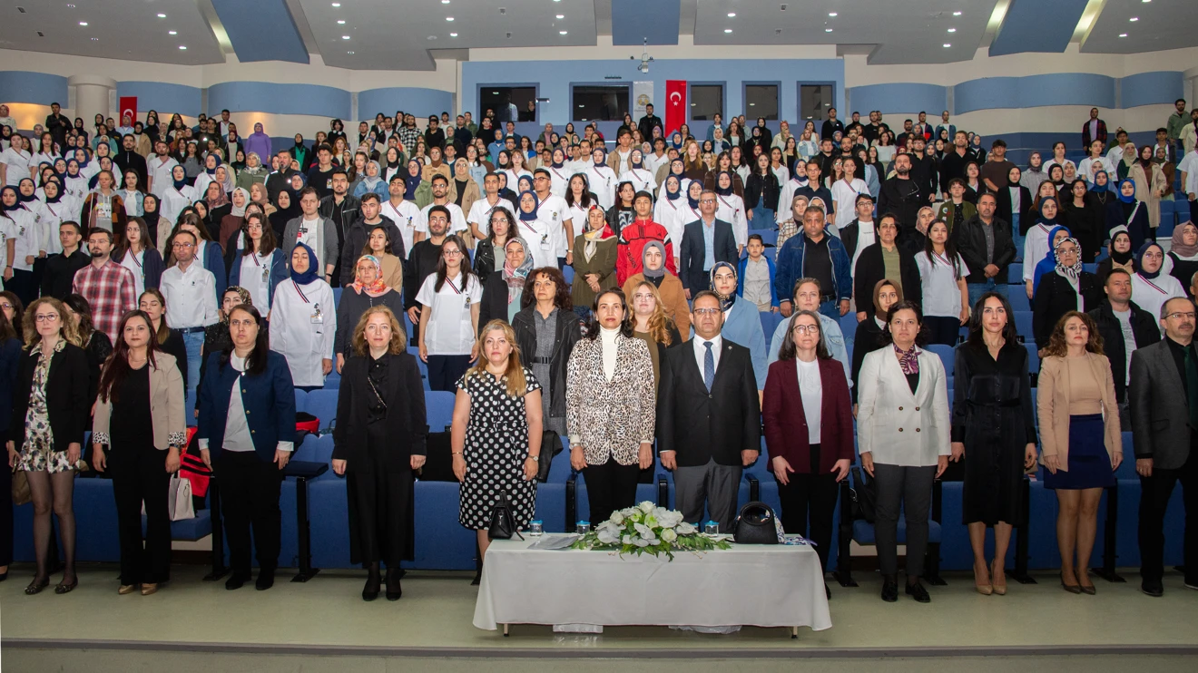 SÜ Hemşirelik Fakültesi Üniforma Giyme Töreni yapıldı