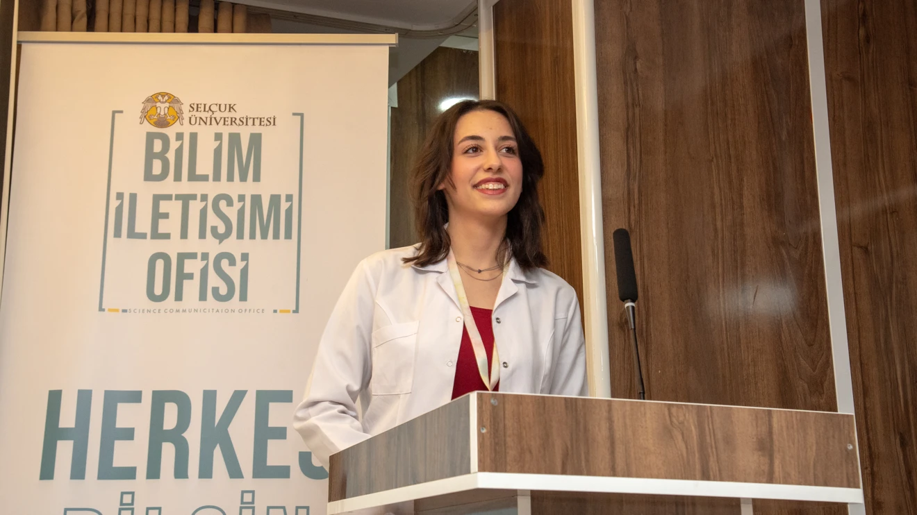 Bilim Kafe etkinliklerinde ortaokul öğrencilerine yönelik sağlık eğitimi verildi
