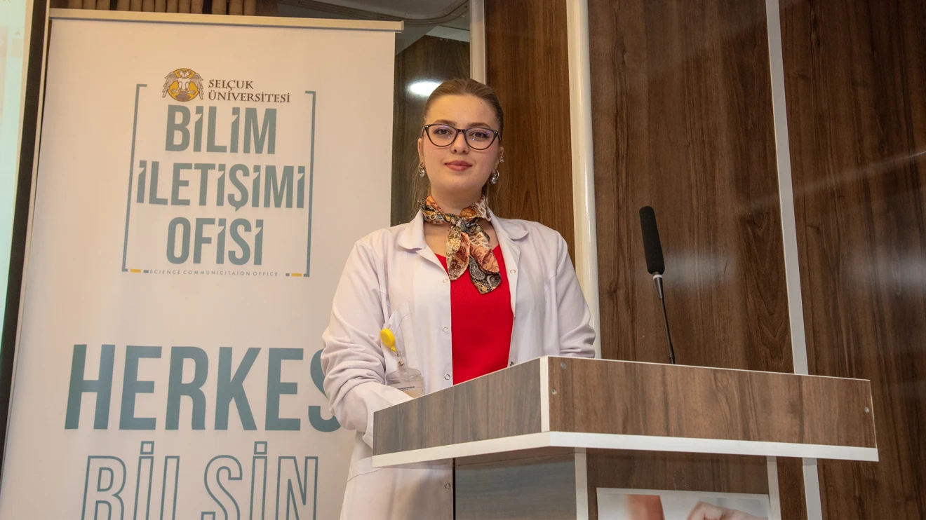 Bilim Kafe etkinliklerinde ortaokul öğrencilerine yönelik sağlık eğitimi verildi