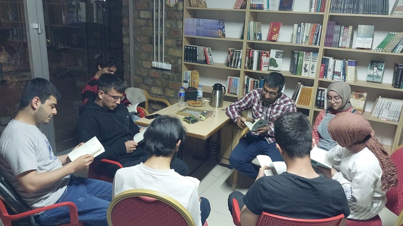 Yeni Ufuk Eğitim Ve Kültür Topluluğu
