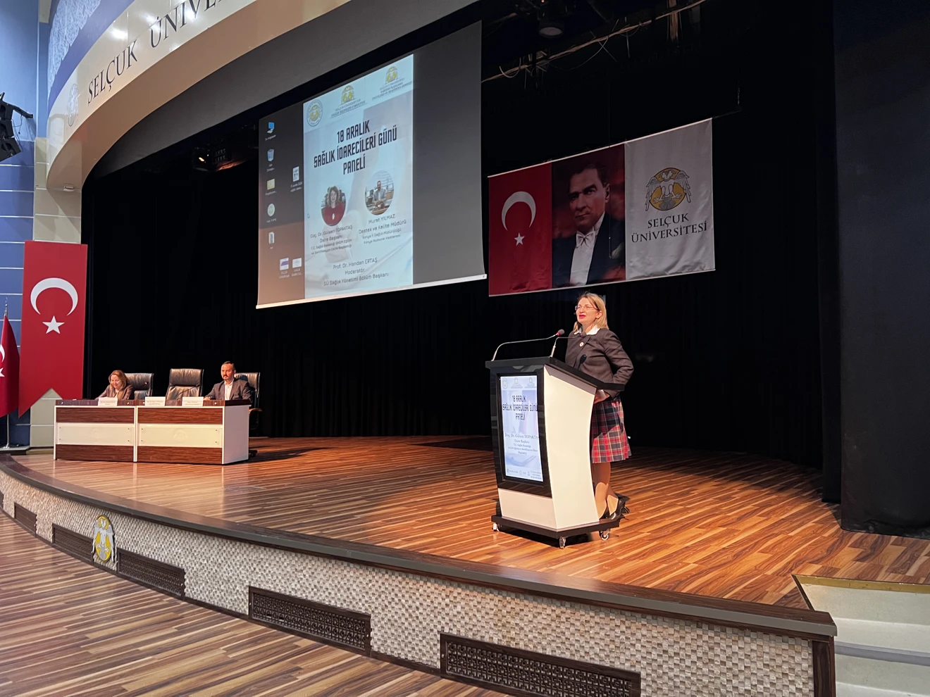 18 Aralık Sağlık İdarecileri Günü PANELİ