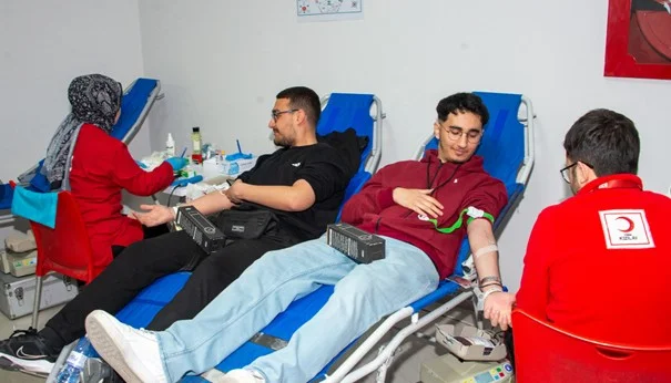 Eczacılık Fakültesinde kan bağışı kampanyası