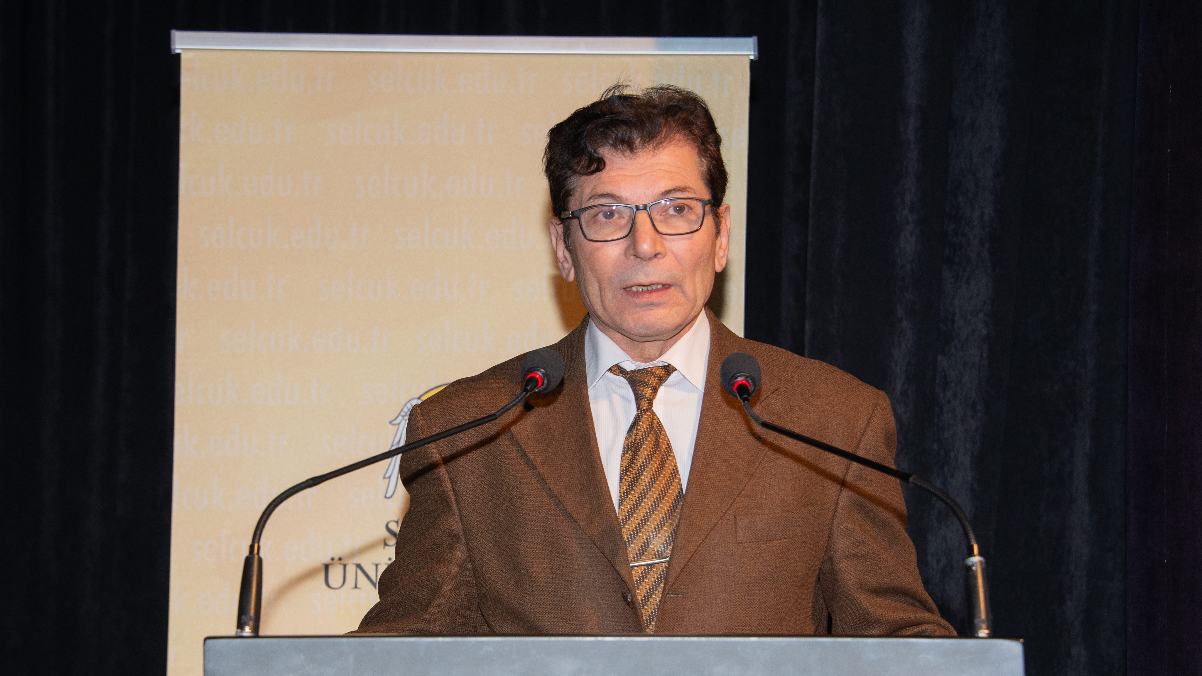 KVKK Başkanı Faruk Bilir, Selçuk Üniversitesinde düzenlenen eğitime katıldı