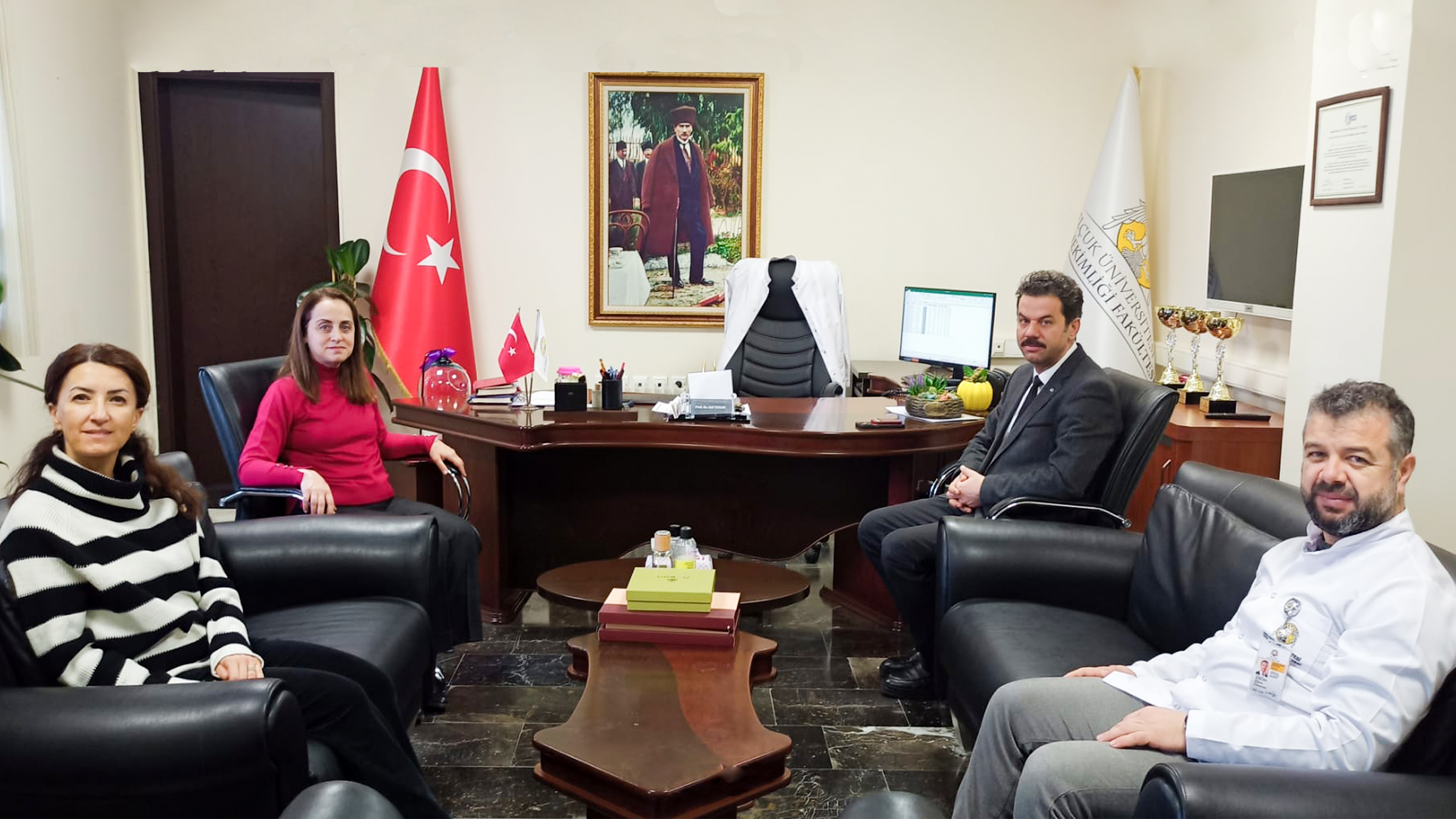 Rektör Yılmaz, Diş Hekimliği Fakültesini ziyaret etti