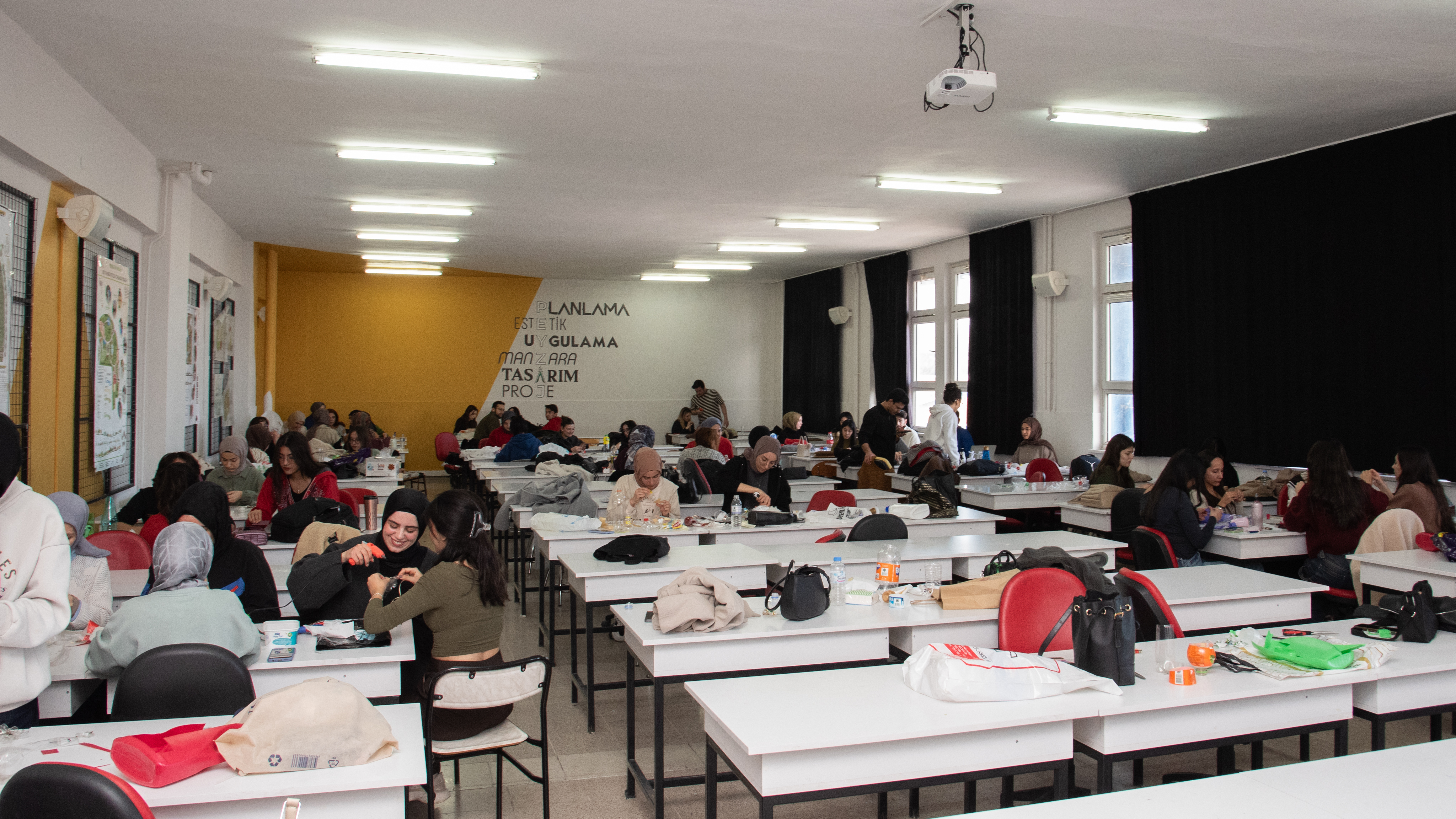 Selçuk Üniversitesinde “Sıfır Atık” sergisi açıldı