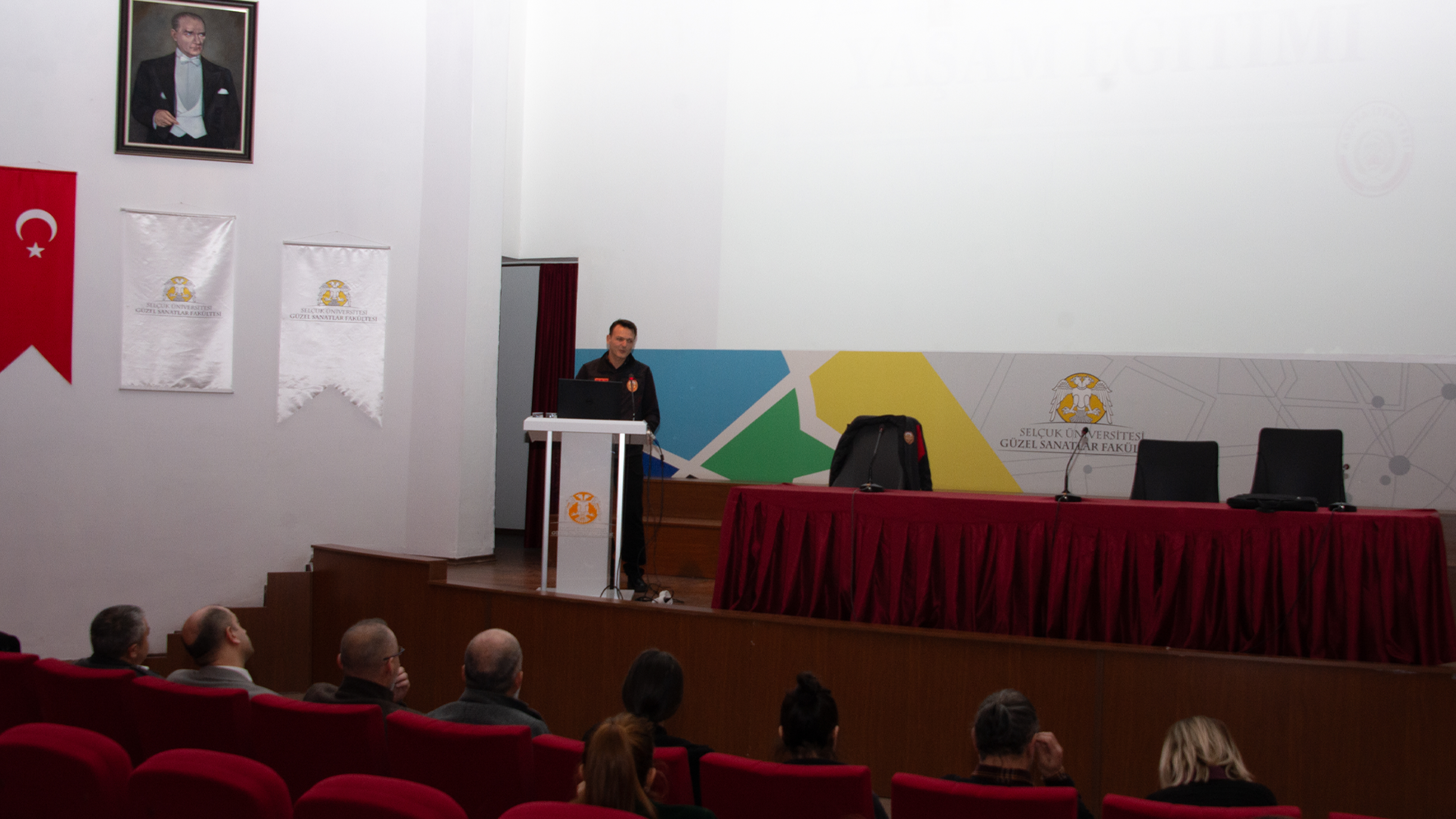 Selçuk Üniversitesinde yangın eğitimi ve tatbikatı düzenlendi