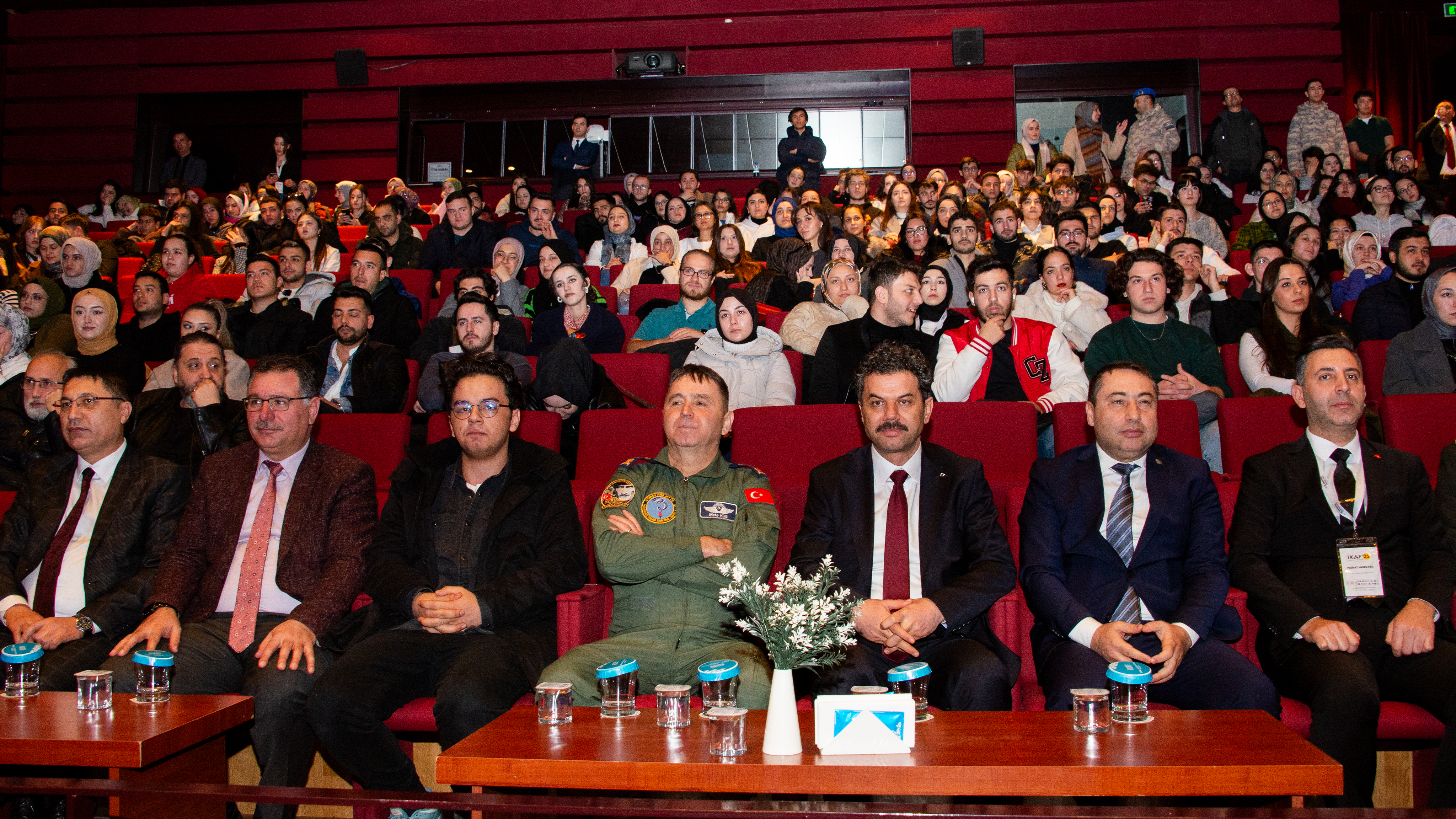 SOLOTÜRK, İKAF’25’te öğrenci ve mezunlarla buluştu