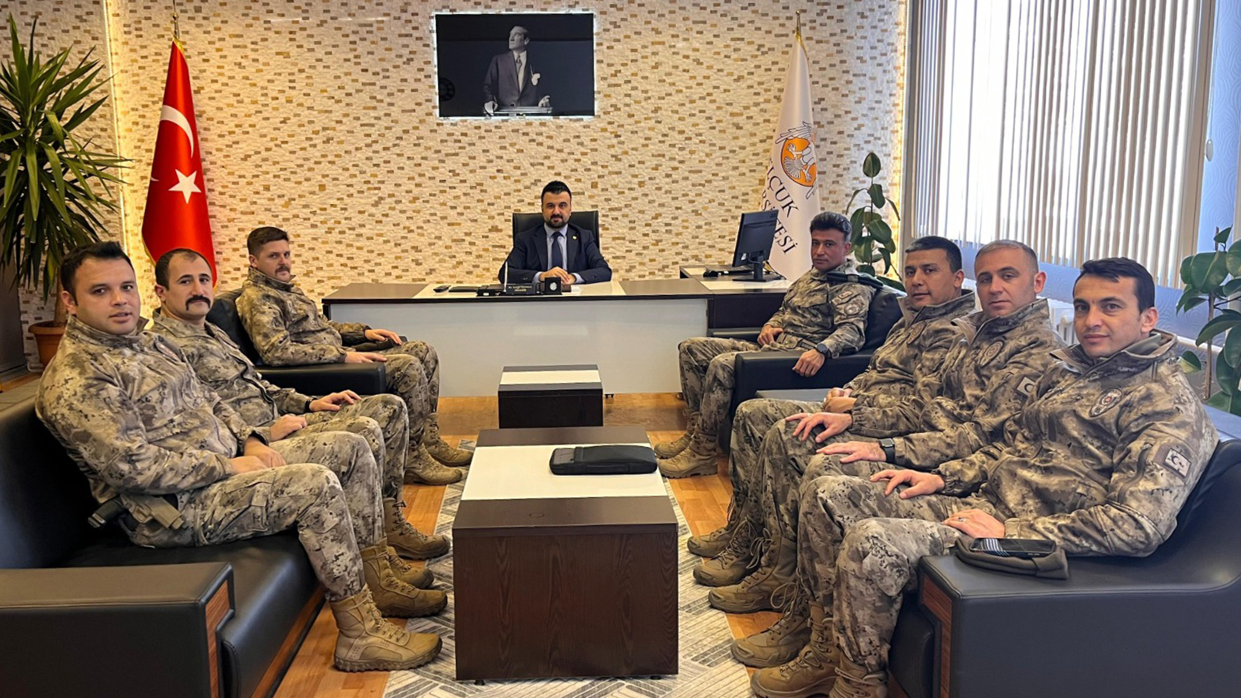 Özel harekat ekipleri Hadim MYO’da öğrencilerle buluştu