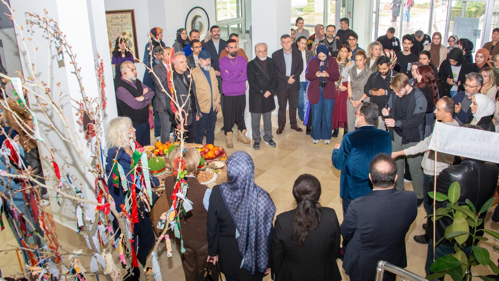 Selçuk Üniversitesinde Nevruz coşkusu sanatla buluştu