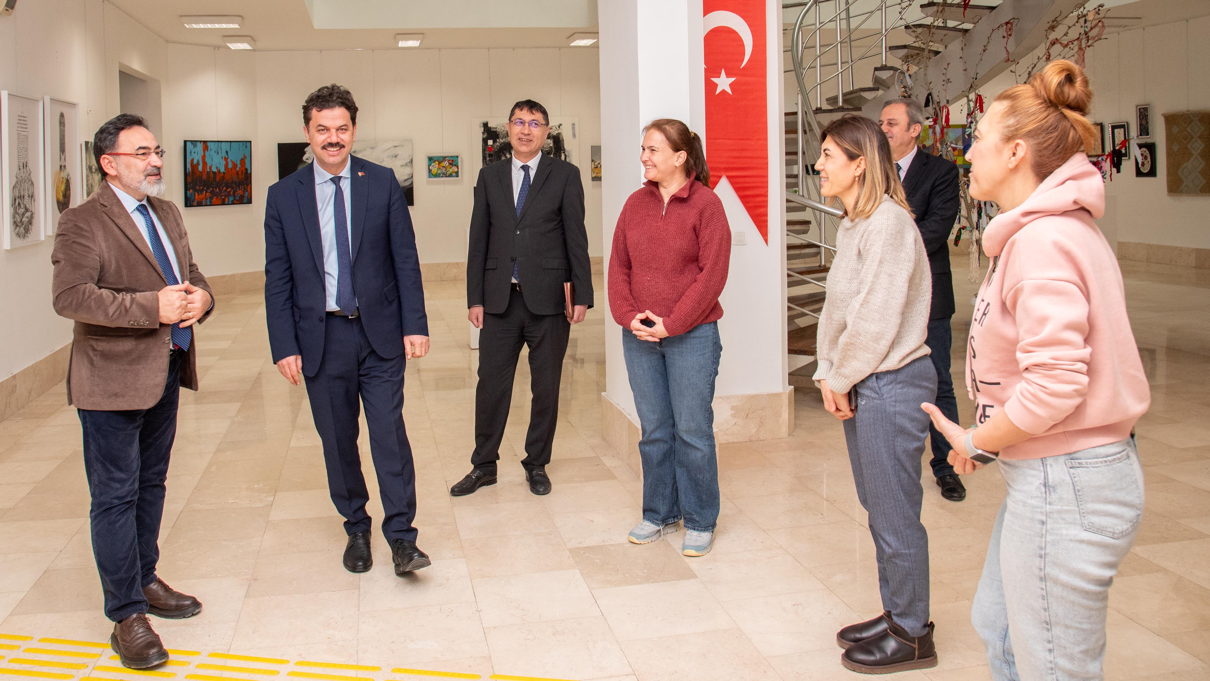 Rektör Yılmaz’dan Güzel Sanatlar Fakültesine ziyaret 