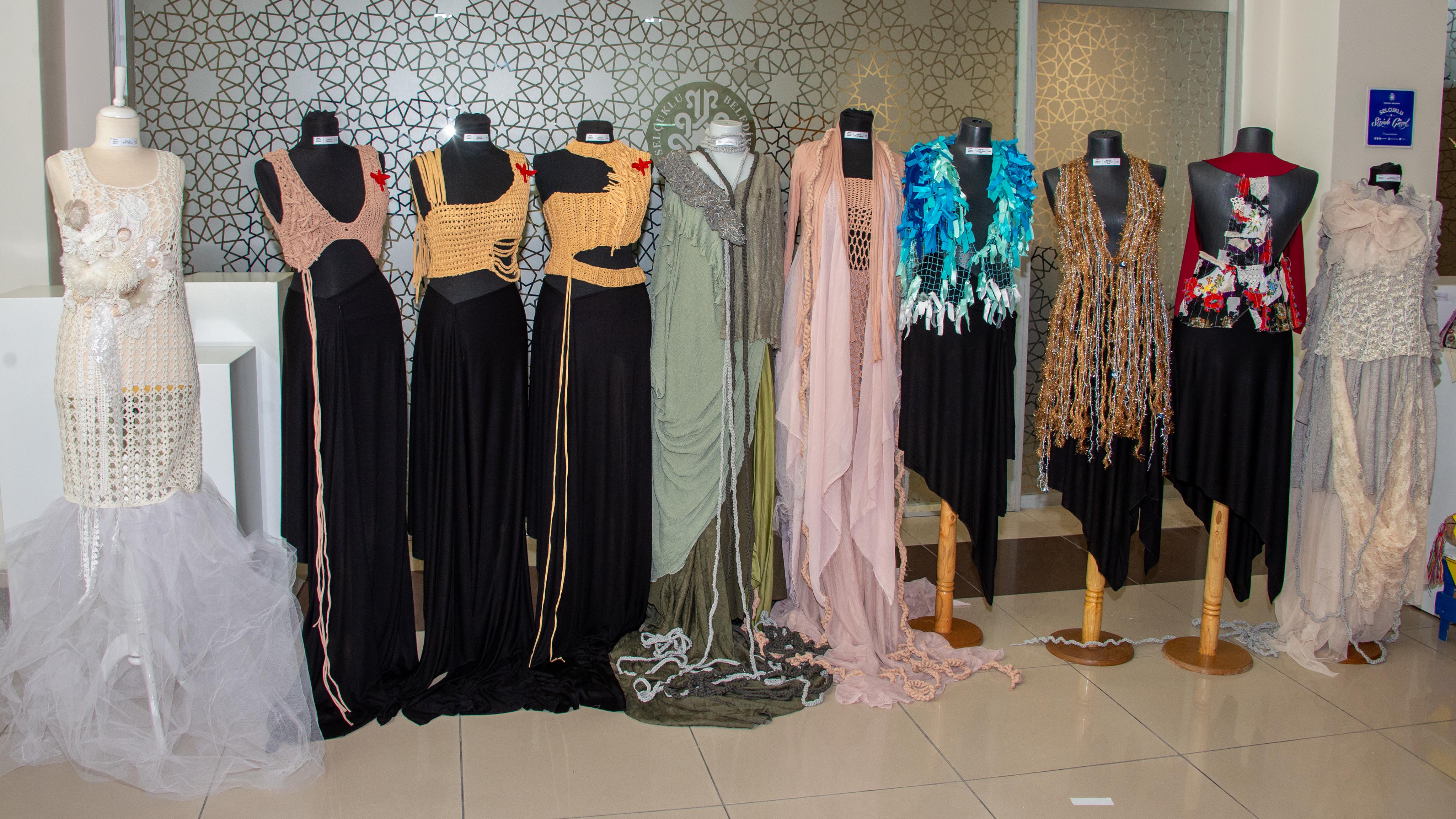 Atık malzemeler sanata dönüştü