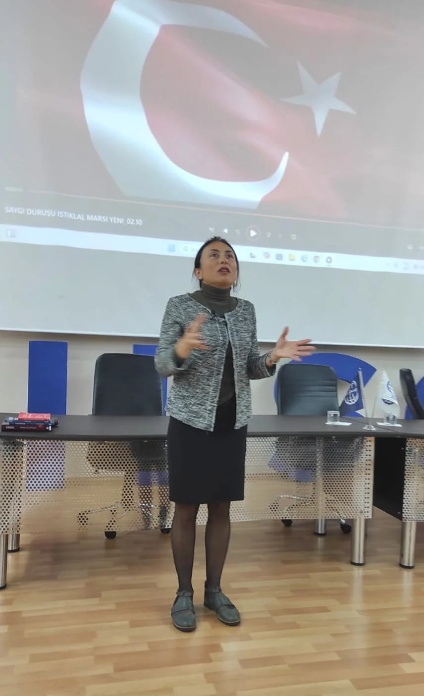 Fakültemizde “Anayasa Candır” Söyleşisi İlgi Gördü