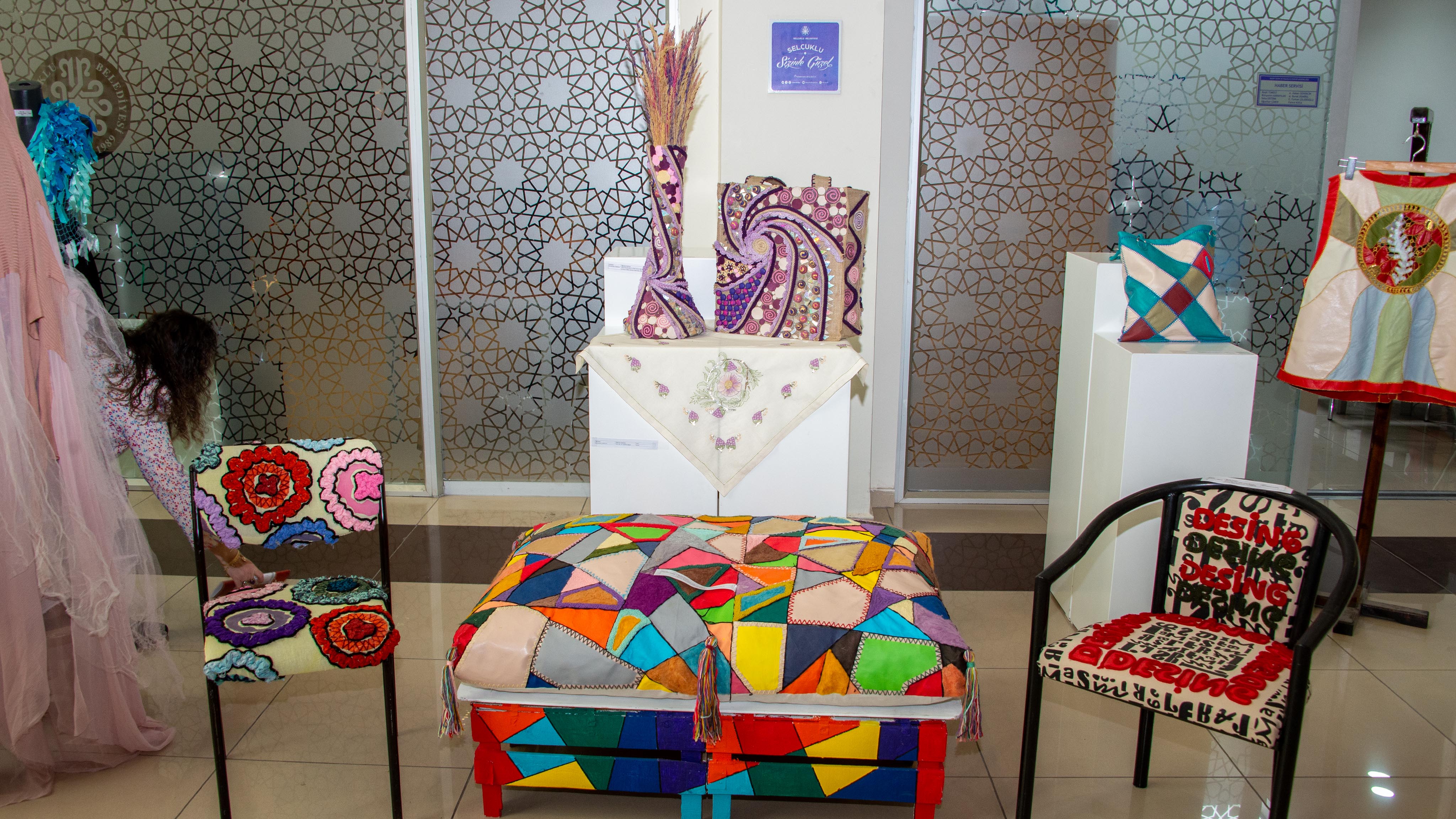 Atık malzemeler sanata dönüştü