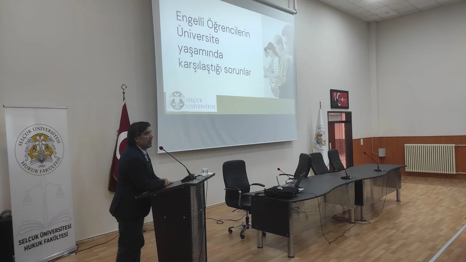 Hukuk Fakültesi Akademik-İdari Personeline Yönelik Seminer Gerçekleştirildi