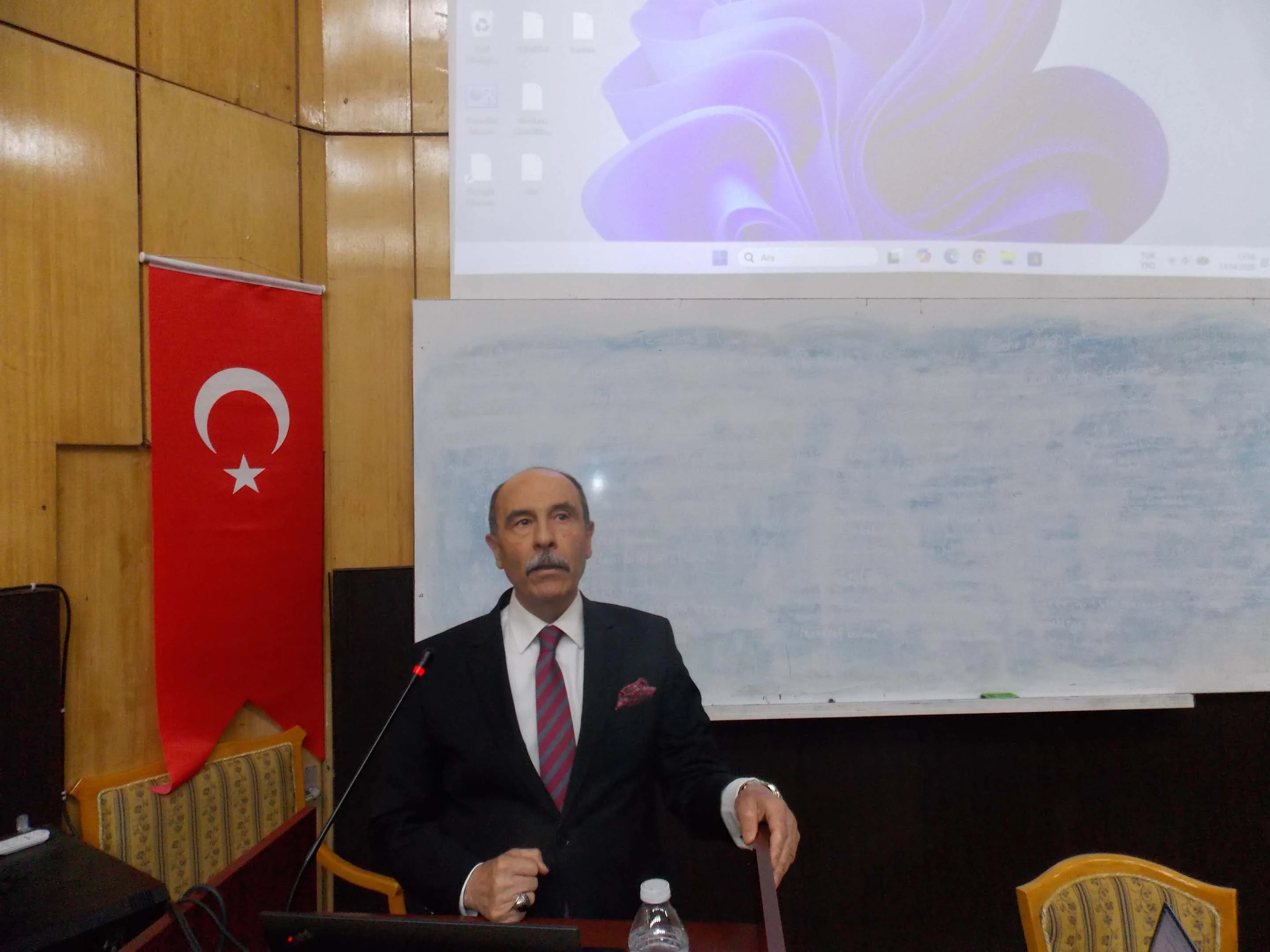 Selçuk Üniversitesi’nde Kariyer Planlaması Konferansına Yoğun İlgi