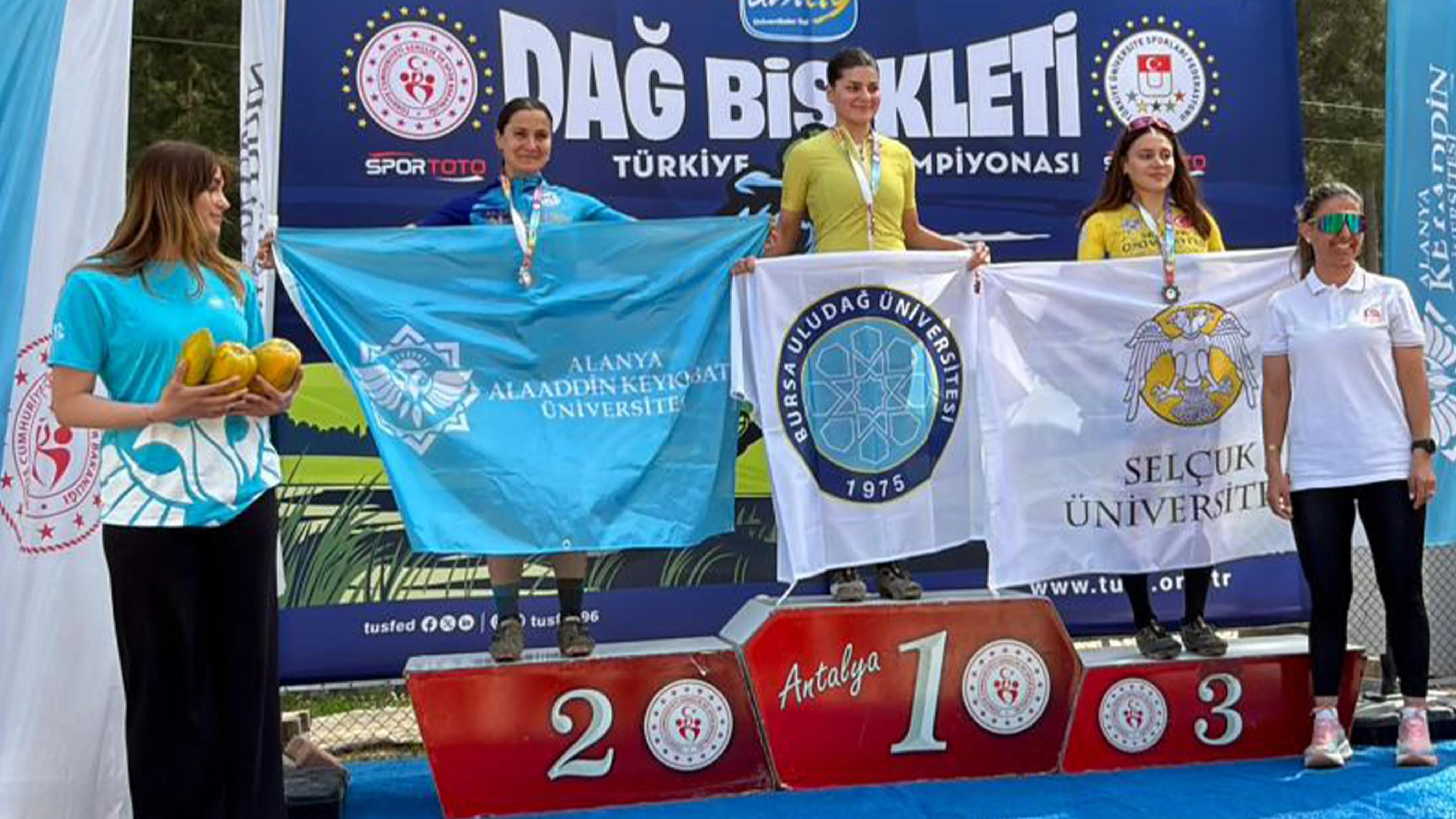 Selçuk Üniversitesi, yol bisikletinde Türkiye şampiyonu oldu