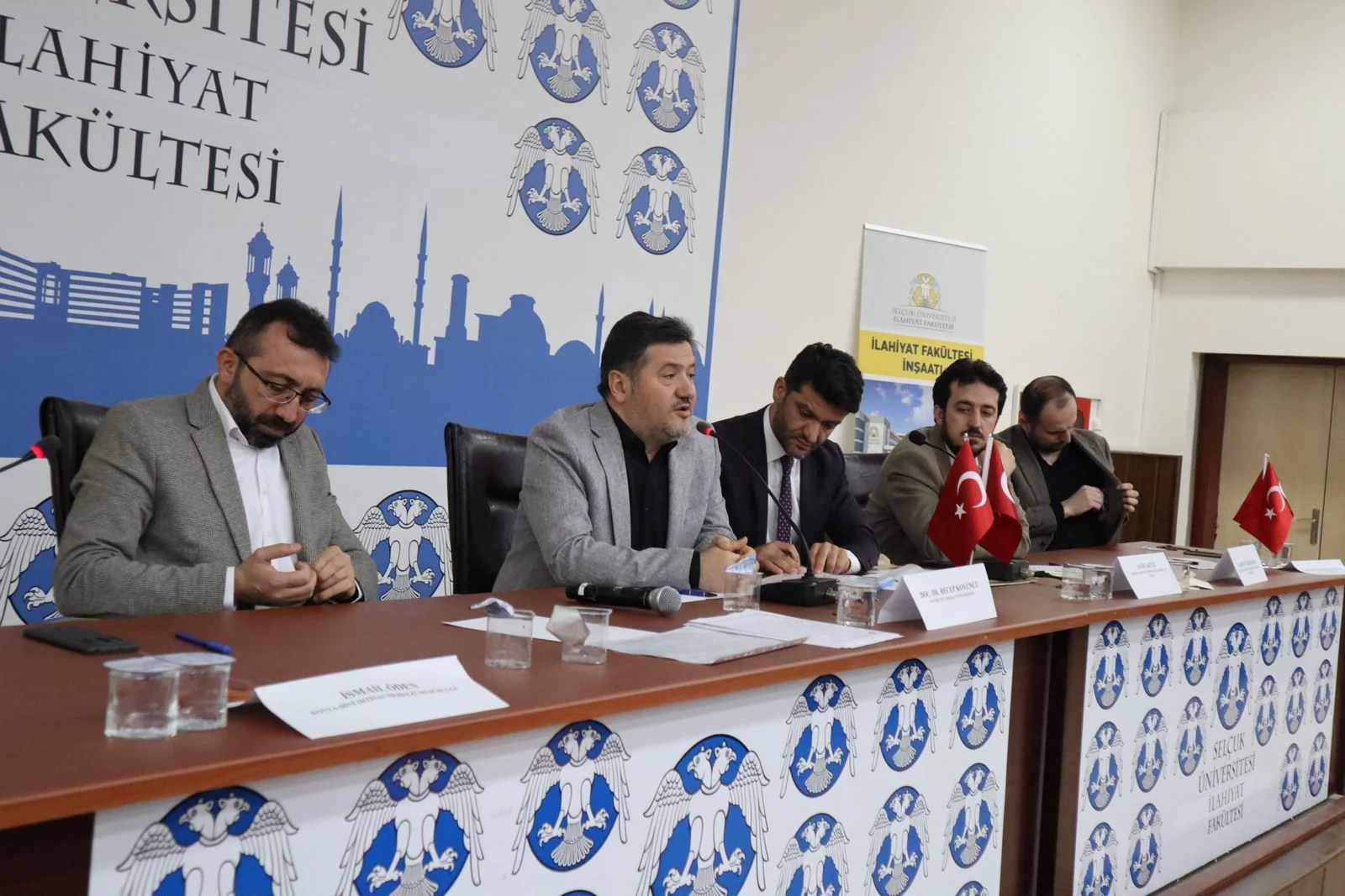 Üniversiteler Arası Kur'ân-ı Kerim'i Güzel Okuma Bölge Final Yarışması Yapıldı