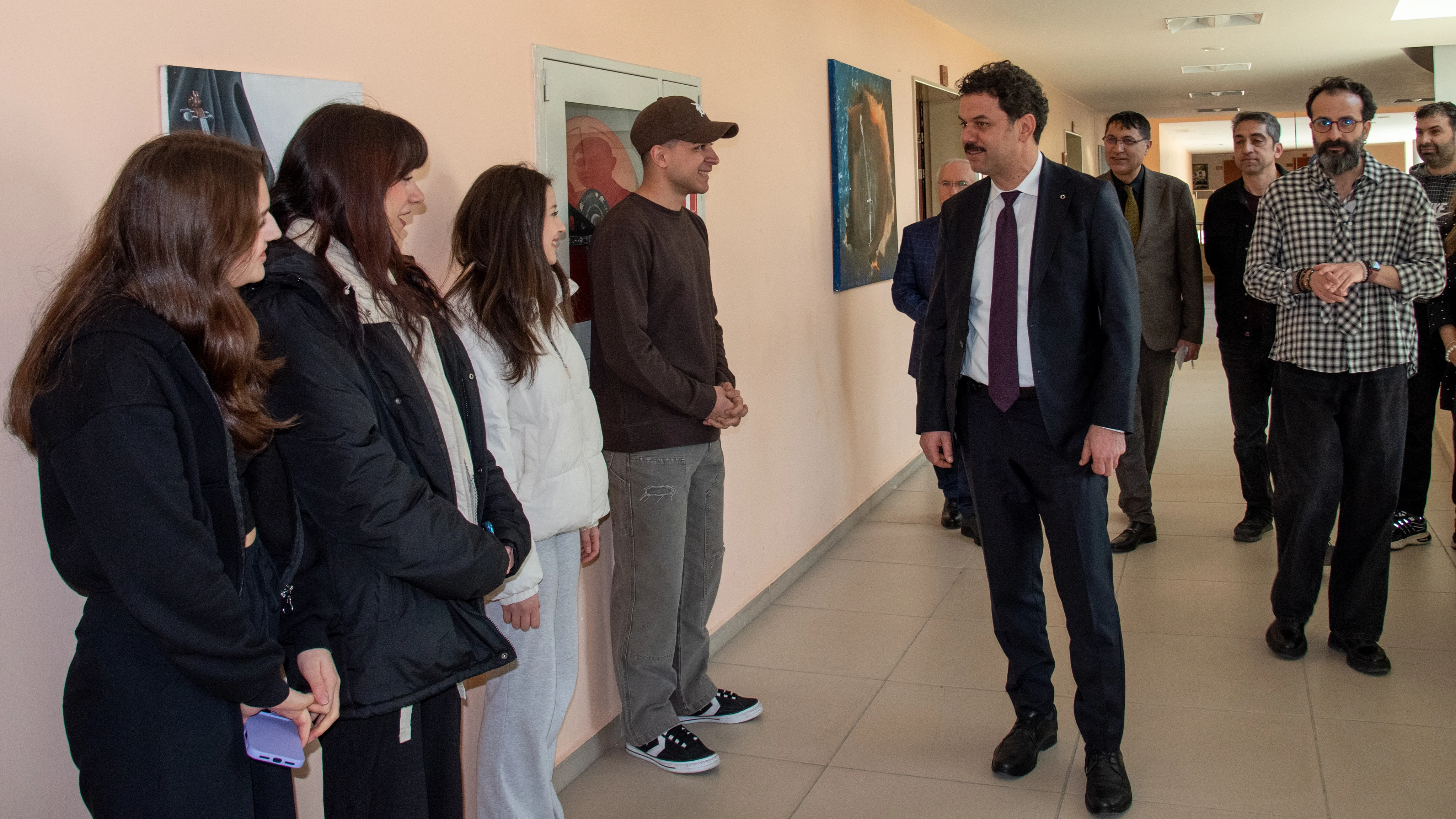 Rektör Yılmaz, İİBF ve Dilek Sabancı Devlet Konservatuvarını ziyaret etti