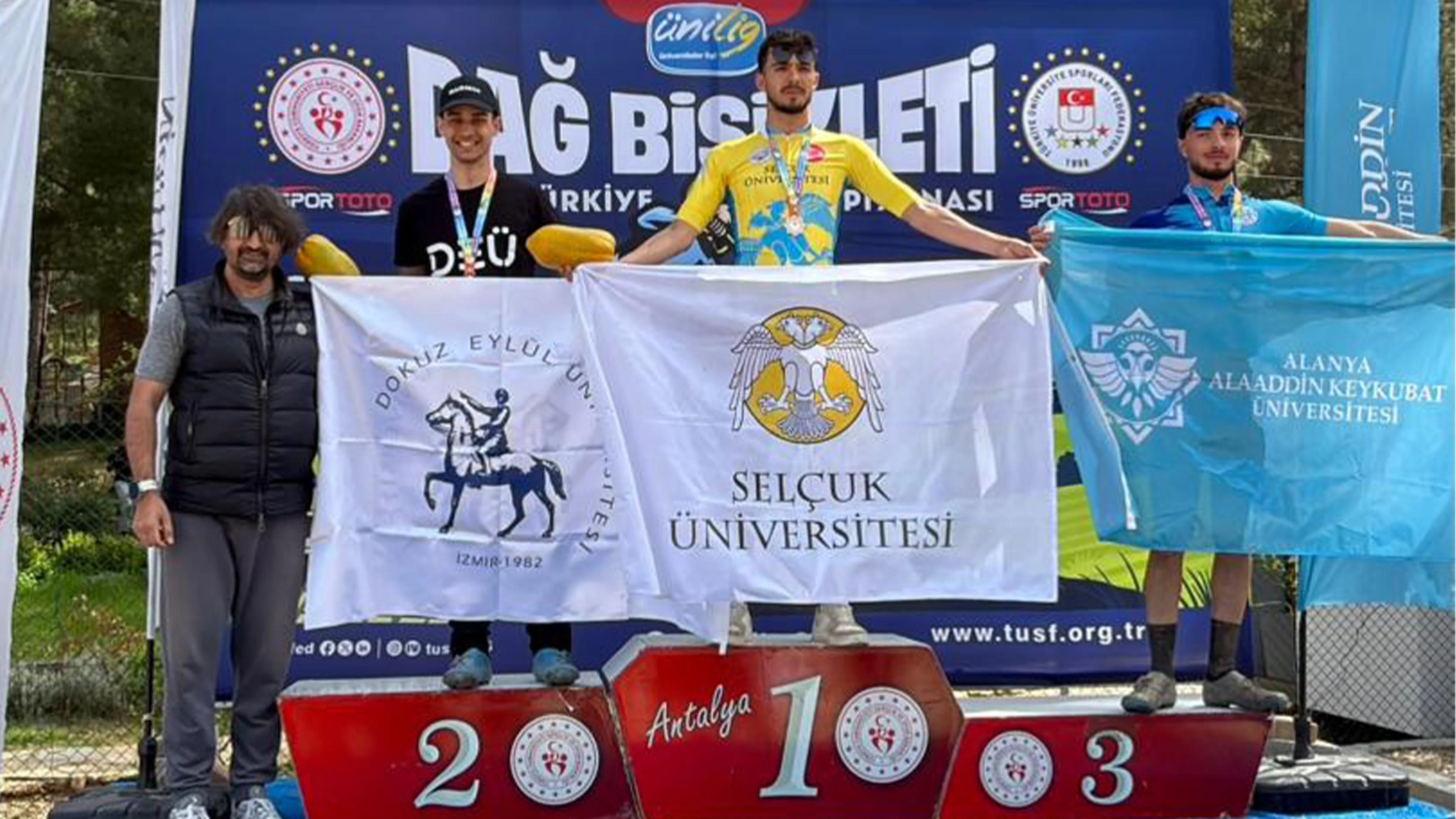 Selçuk Üniversitesi, yol bisikletinde Türkiye şampiyonu oldu