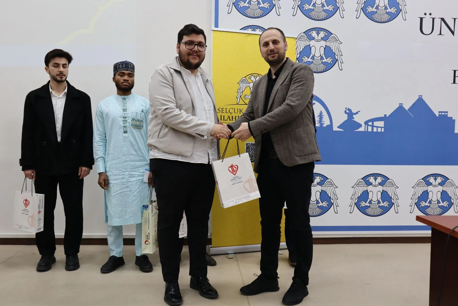 Üniversiteler Arası Kur'ân-ı Kerim'i Güzel Okuma Bölge Final Yarışması Yapıldı